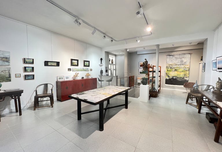 ESPACE DOUBLE NIVEAU – MARAIS – 140 M² – VITRINE SUR RUE – IDEAL FASHION WEEK & ÉVÉNEMENTS - Image 4