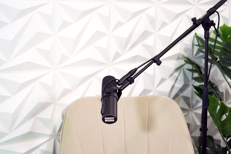 Modern Podcast Studio (Fully Equipped) - Image 2