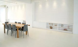 Modern Loft Showroom in Midtown - Image 5
