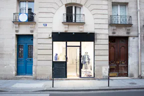 Temporary 13 Marais show room & pop up - Image 3