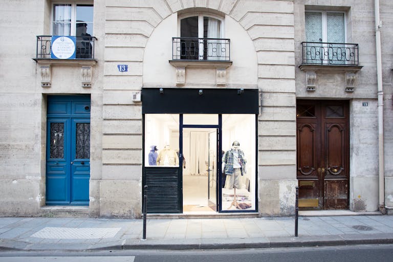 Temporary 13 Marais show room & pop up - Image 3