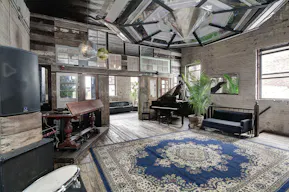 Unique Loft for Intimate Events & Photo / Video Shoots - Image 0