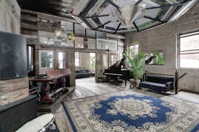 Unique Loft for Intimate Events & Photo / Video Shoots - Image 0