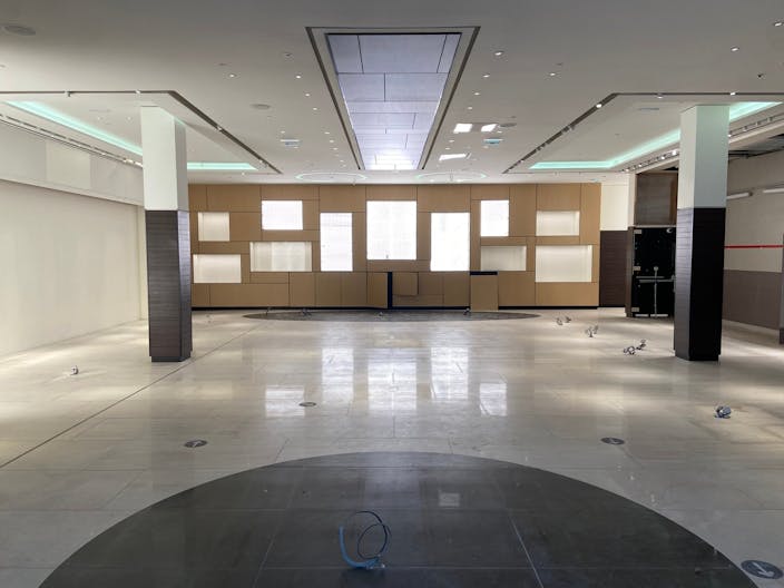 Prime Location Boutique - Paris 6th - Image 2