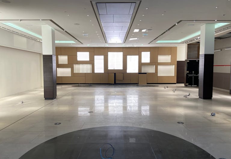 Prime Location Boutique - Paris 6th - Image 2