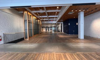 Sizeable 2nd Floor Retail or Event Space - Image 1