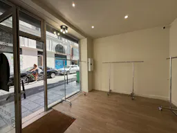 Local épuré 38m2 - possibilité de partager l'espace avec un autre locataire - Image 1