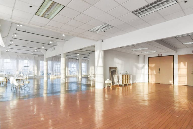 DTLA Penthouse Studio - Image 3