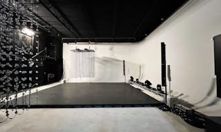 Vibrant space - Image 0