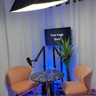 Podcast studio near the harbors - Image 6