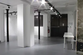 Rue Neuve Popincourt Showroom - Image 2