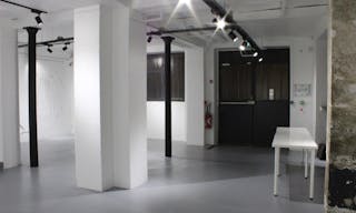 Rue Neuve Popincourt Showroom - Image 2