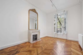 Beautiful Haussmannien Showroom Fashion Week - Image 7