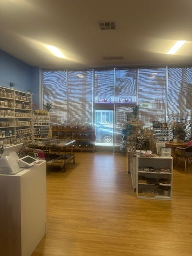 Retail store in Inglewood Ca for rent - Image 0