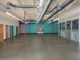 RETAIL/ EVENT/ STUDIO SPACE BETWEEN BUCKHEAD AND MIDTOWN - Image 2