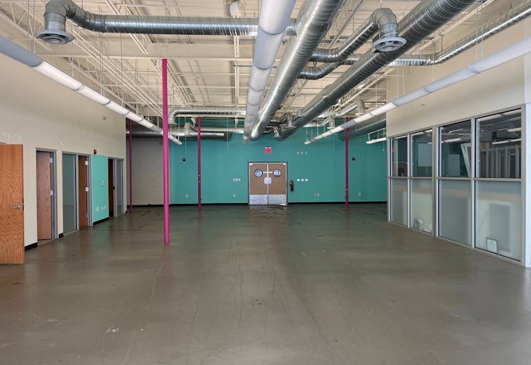 RETAIL/ EVENT/ STUDIO SPACE BETWEEN BUCKHEAD AND MIDTOWN - Image 2