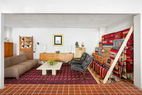 Two-Story, 3000 sqft, Large, Bright & Airy Art Gallery & Collectible Vintage Design Gallery in Brooklyn - Image 6