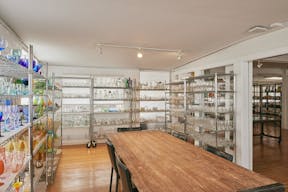 Gorgeous Daylight Studio With Attached Prop House (Hot Set Props) - Image 16