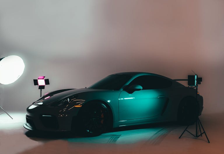 Production Studio with Cyc Wall for Cars and 3000+sqft Theme Background - Image 3