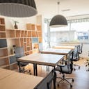 Private floor in Champs-�lys�es