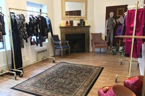 Modern Penthouse Showroom in SoHo - Image 16