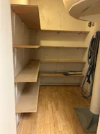 Lokal i A-läge med skyltfönster mot gatan, perfekt för pop up store - Image 10