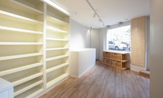 Pop-Up Store in Boulogne Nord - Image 2