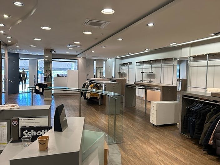 Boutique Premium Lyon Centre - Image 1