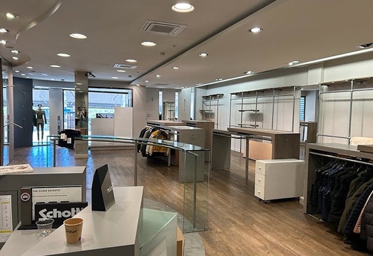 Boutique Premium Lyon Centre - Image 1