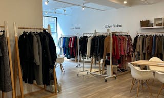 Bright Showroom - Full Rental - Image 0