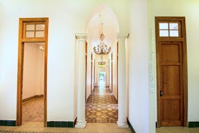 Miami's Enchanted Cuban Landmark Event Space Oasis - Image 9