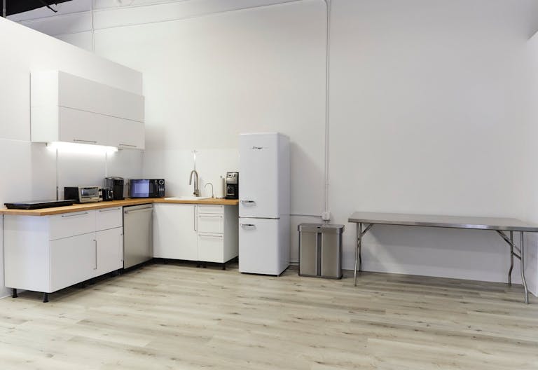 Professional, modern and clean studio in Santa Monica - Image 4