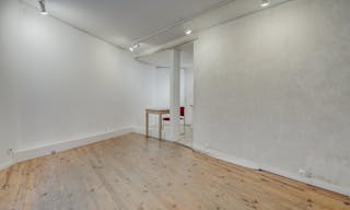 Pop up and accomodation space in Montmarte - Image 2
