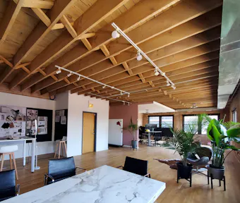 Vibrant Fulton Market Studio - Image 0