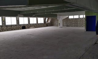 Cured Atypical Building for Rent - Nice Volume - Paris Le Marais - Image 6