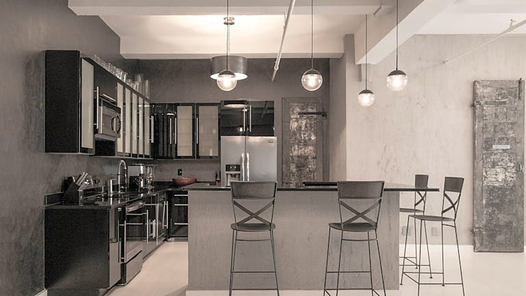 Luxurious Modern Loft and Gallery space - Image 0