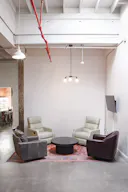Spacious & Bright Daylight Studio in Greenpoint Luxury building - Image 8