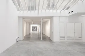 Perfect Showroom - Rue de Turenne - Image 1