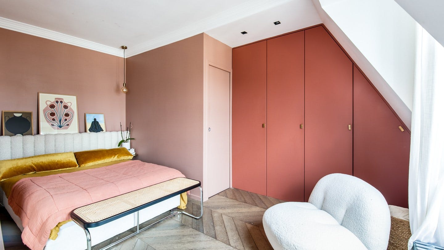 Architect-Designed Loft on Avenue Trudaine, Paris