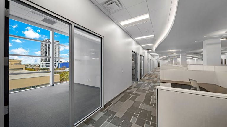 New concept in fully furnished offices for rent on a short term, temporary and virtual services - Image 0