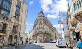 Amazing Award Winning Showroom - Image 2