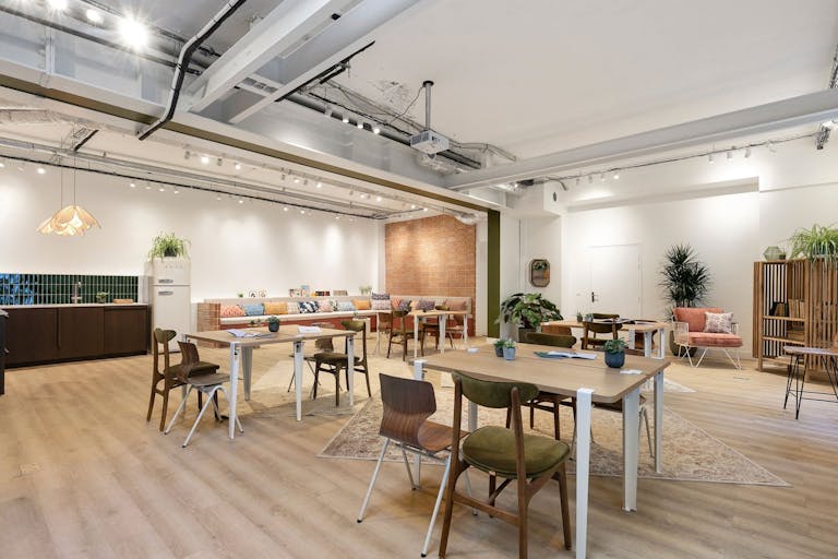 Superb Mansion Renovated into a Creative Space - Paris 8th - Ideal Showroom / Corporate Events / Meetings - Image 1