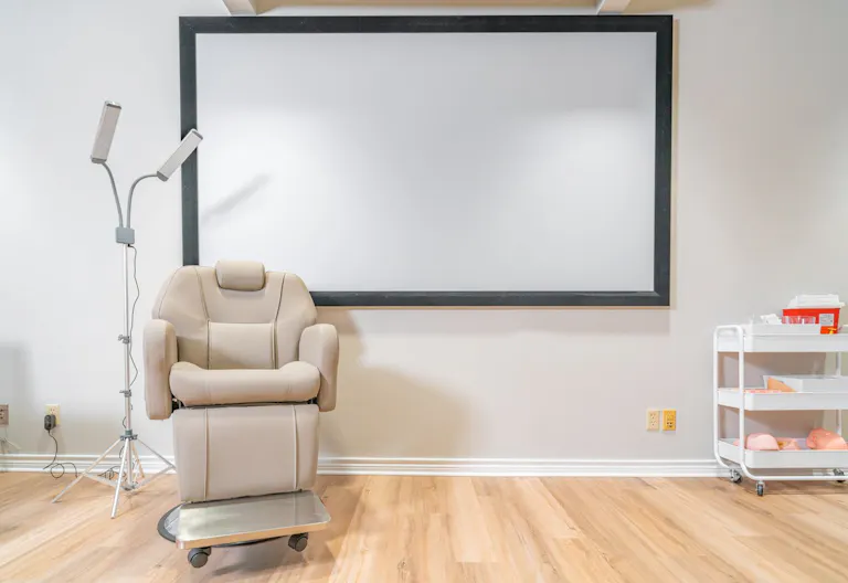 Training Room - Seats 40! Amenities! - Image 3