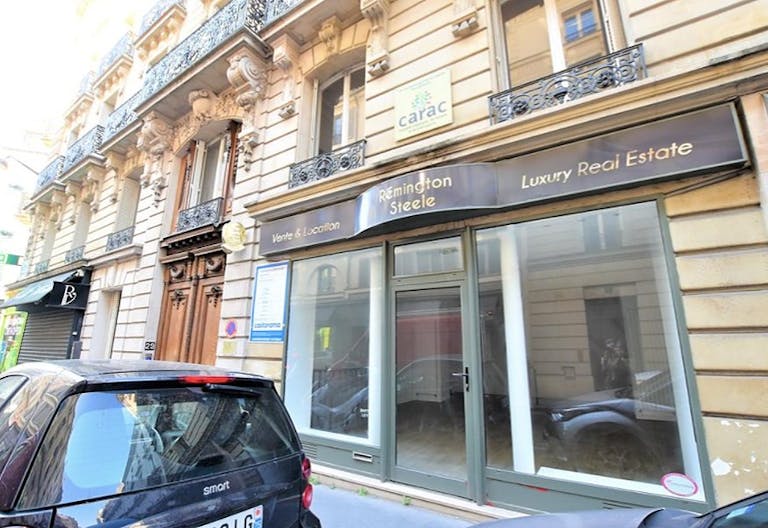 Boutique Shop 8th arrondissement - Near �lys�es - Image 0