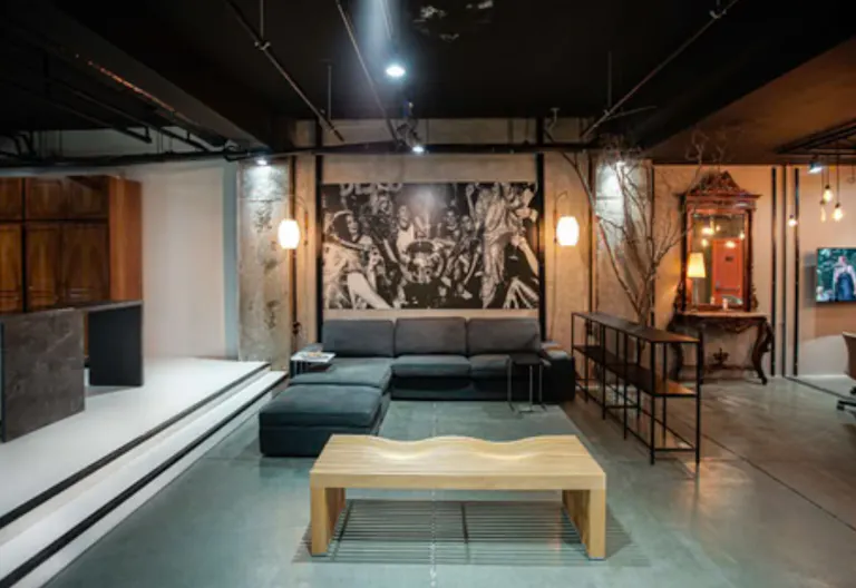 Elevate Your Event Experience in Istanbul's Chic Studio - Image 4