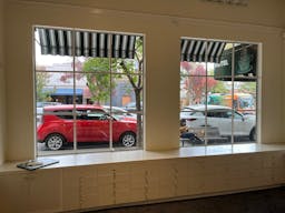 St. Helena Main Street Pop Up location in the heart of the Napa Valley. PRIME LOCATION - Image 3