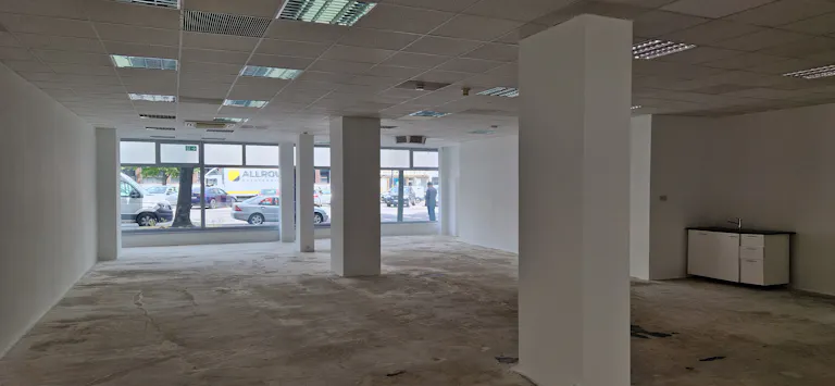 Pop-Up Space Near Deutsche Oper, Charlottenburg - Image 1