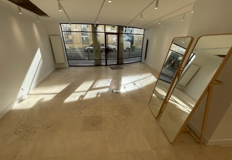 Galerie WHEAKO - 67 Rue de Turenne - Le Marais - PARIS - Image 4