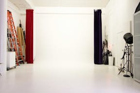 Photo Rental Studio in DTLA - Image 39