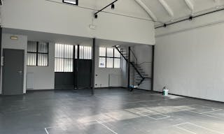 Ampio Spazio completo di tutti i servizi. Temporary showroom / Yoga / Exibition / Shooting fotografici. Disponibile per Fuori Salone - Fashion week - Image 3